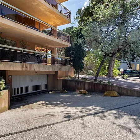 Apartamento Les Regates-6 By Interhome Hyères