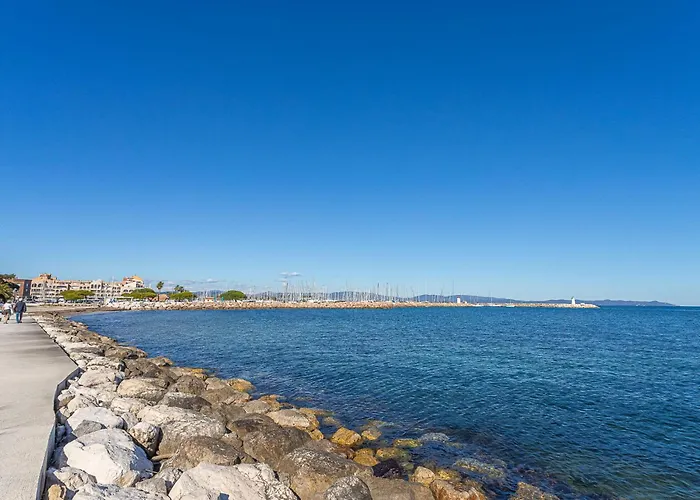 Apartment Les Regates-6 By Interhome *